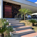 Casa à venda com 4 suítes no condomínio Village Saint Charbel, Araçoiaba da Serra - SP