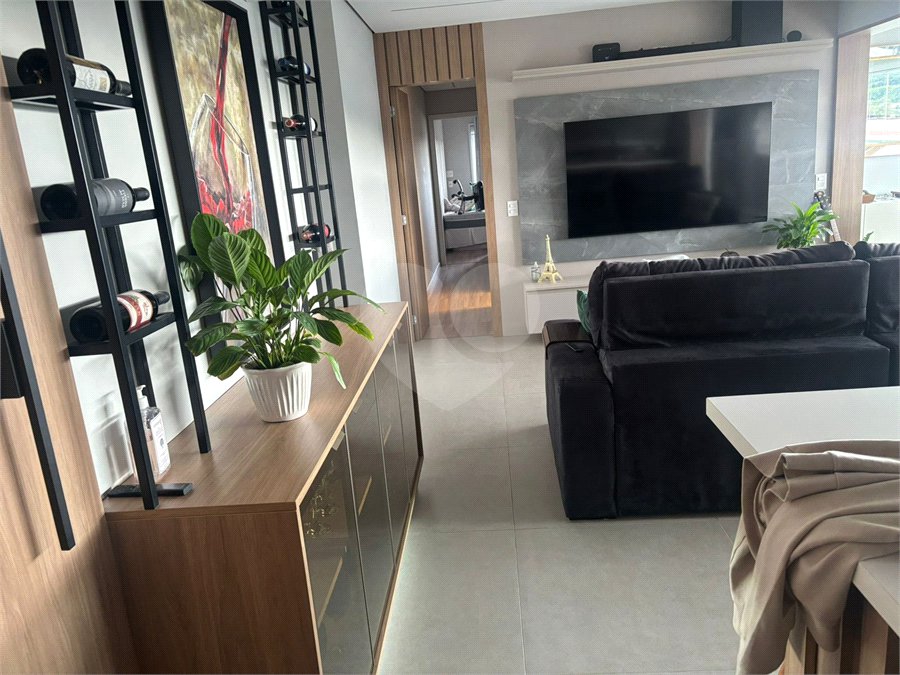 Apartamento à venda com 3 suítes em Vila Mogilar, Mogi das Cruzes, SP