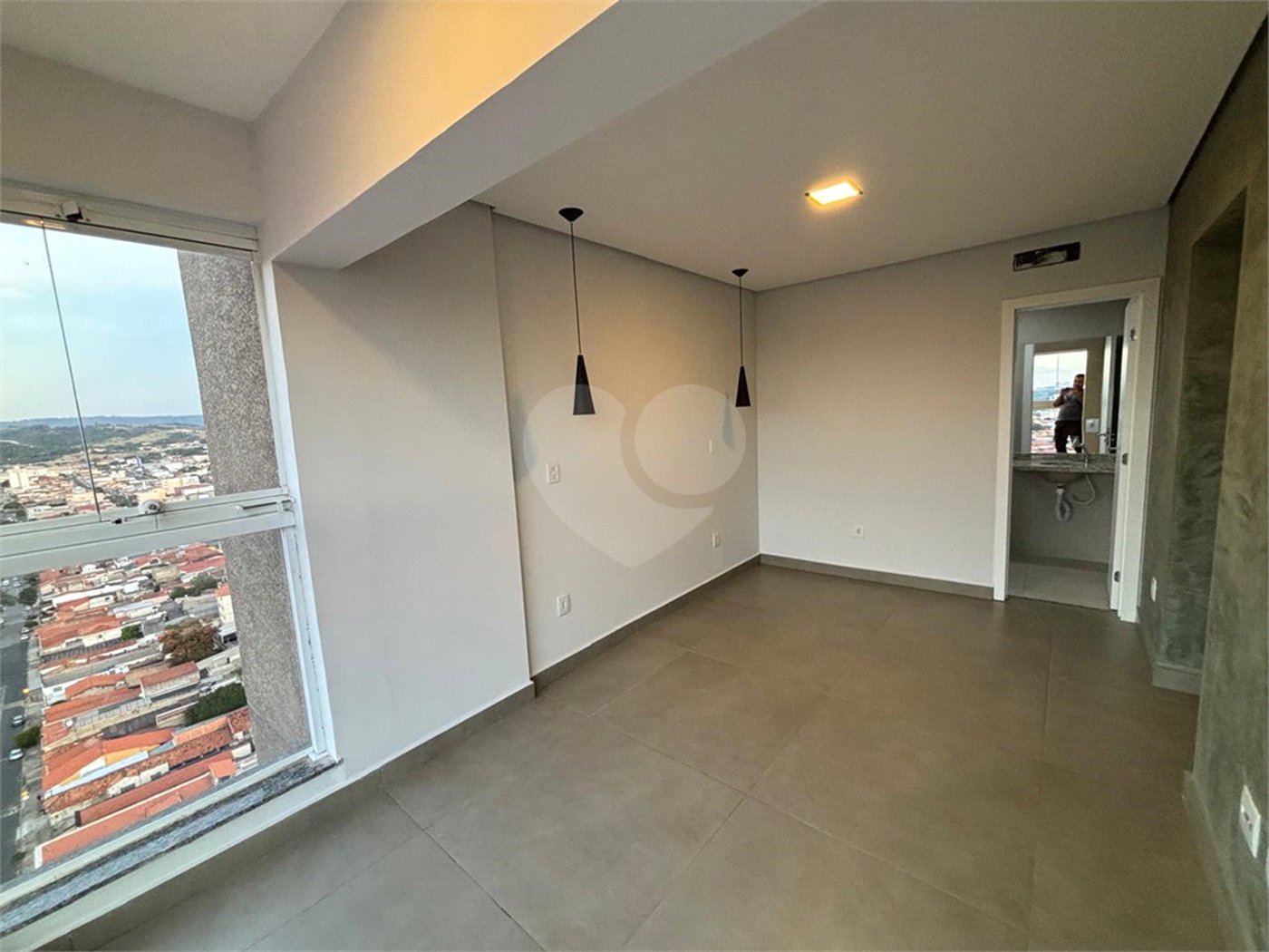 Apartamento à venda com 2 quartos, sendo 1 suíte, em Vila Hortência, Sorocaba, SP