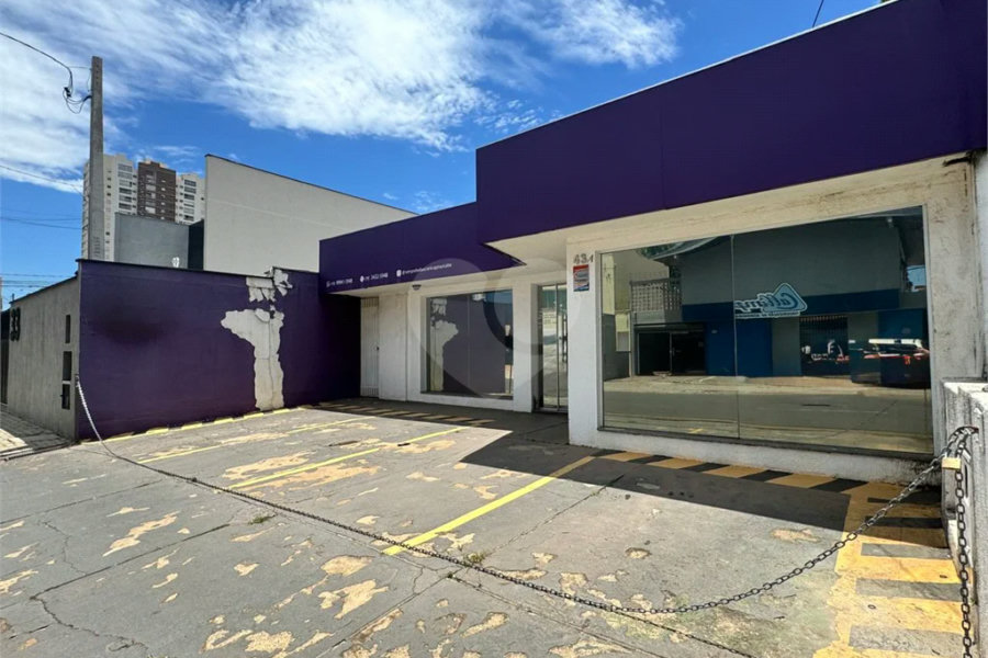 Imóvel Comercial para Venda e Locação no bairro Alto.
