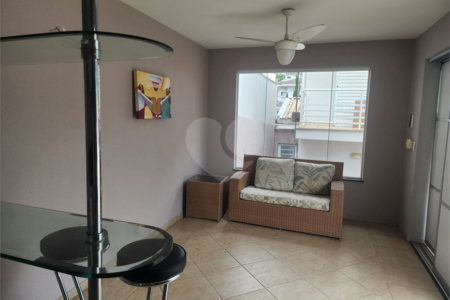 Casa à venda com 3 quartos, sendo 1 suíte, no condomínio Terras de São Francisco, Vinhedo - SP