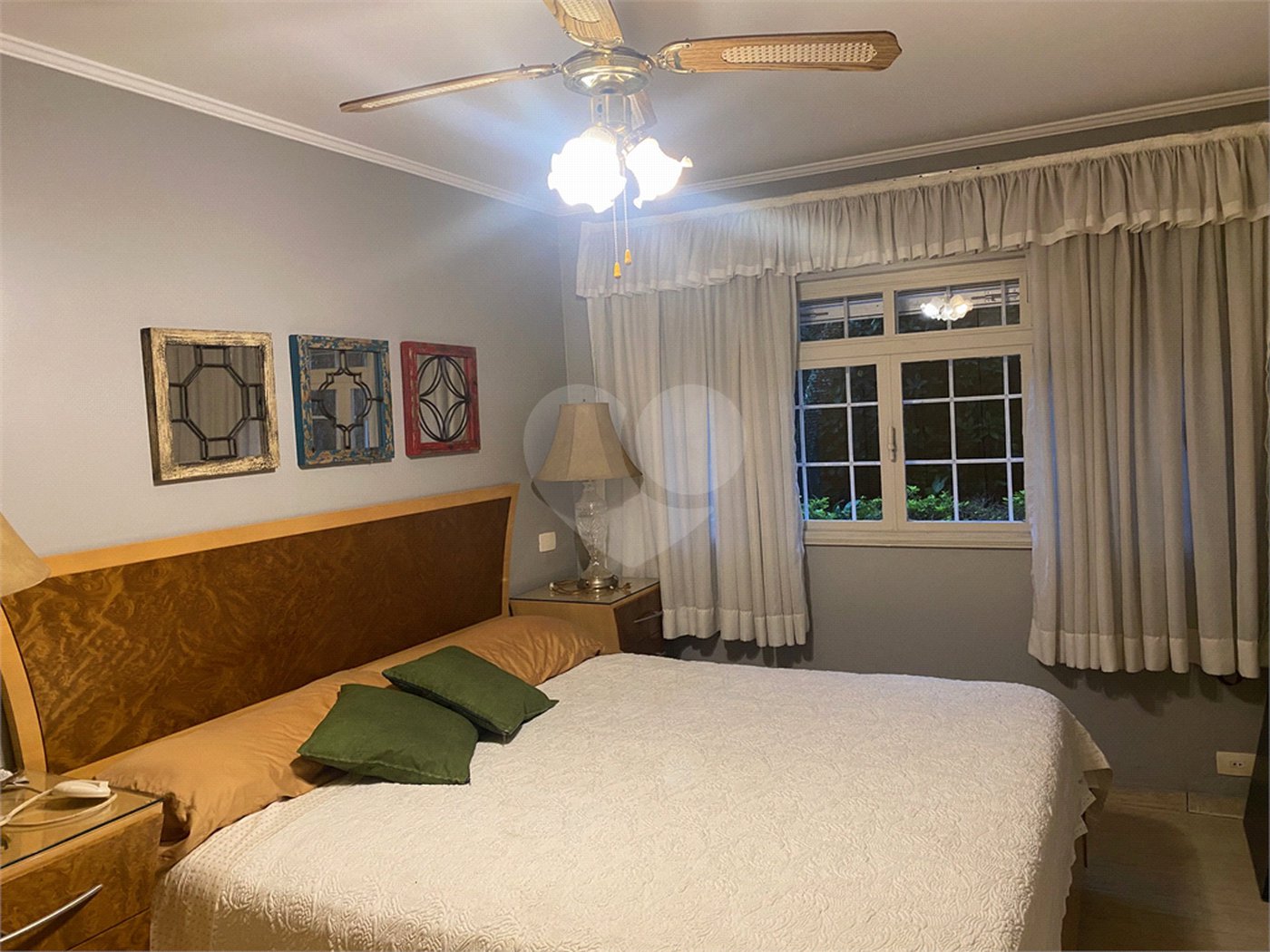 Casa à venda com 4 suítes em Granja Julieta, São Paulo, SP