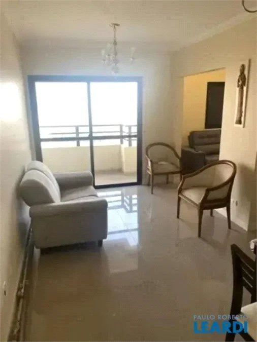 Apartamento à venda com 3 quartos, sendo 1 suíte, em Morumbi, São Paulo, SP