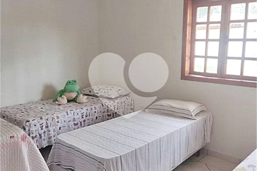 Casa à venda com 4 quartos, sendo 3 suítes, em Luiz Fagundes, Mairiporã, SP