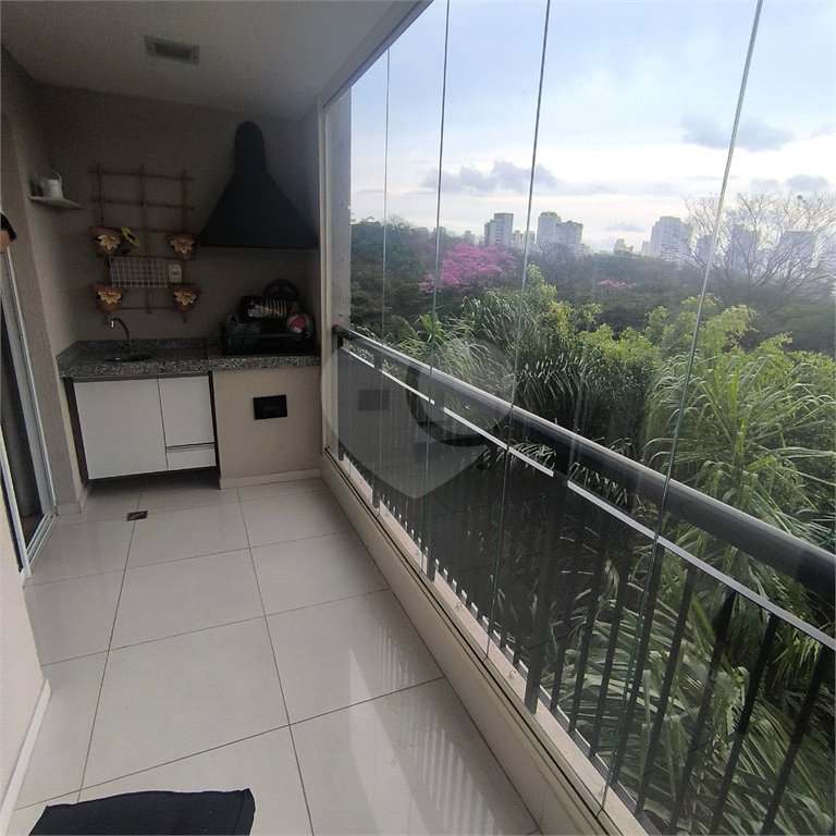 Apartamento à venda com 3 quartos, sendo 1 suíte,  em Cambuci, São Paulo, SP