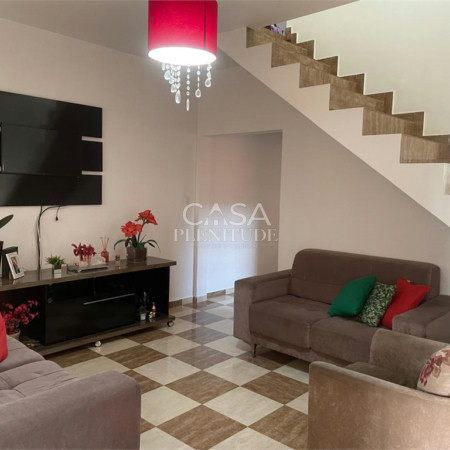 Sobrado à venda com 2 quartos em Vila Eros, Sorocaba, SP