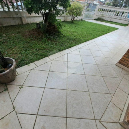 Casa à venda com 4 quartos, sendo 1 suíte, em Indaiá, Caraguatatuba, SP