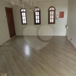 Sobrado para alugar com 3 quartos, sendo 1 suíte, em Parque Maria Domitila, São Paulo, SP