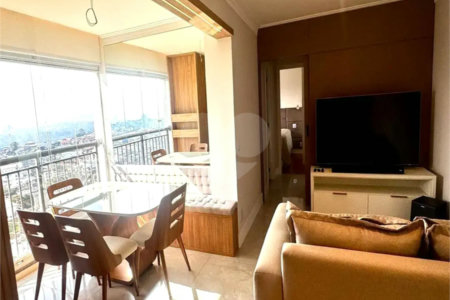 Apartamento à venda com 2 quartos, sendo 1 suíte, em Vila Penteado, São Paulo, SP