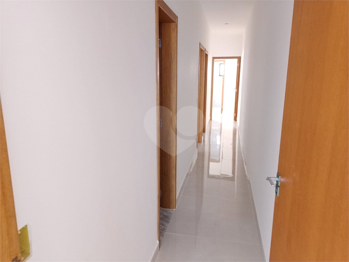 Casa Térrea à venda com 3 quartos, sendo 1 suíte, em Jardim dos Pinheiros, Atibaia, SP