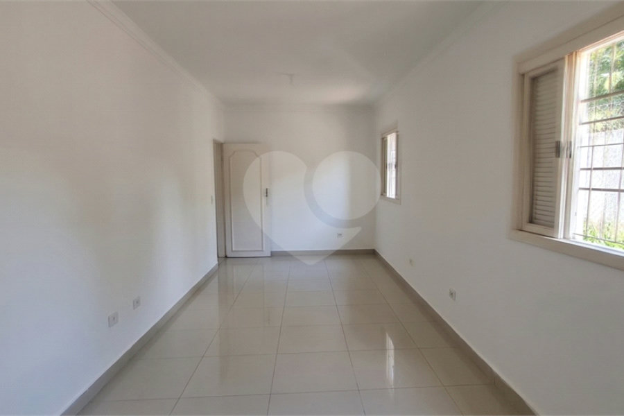 Casa à venda com 5 suítes em Roseira, Mairiporã, SP