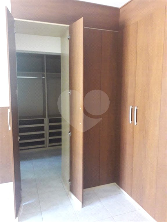 Casa à venda com 3 quartos, sendo 1 suíte, no condomínio Parque da Fazenda, Itatiba - SP