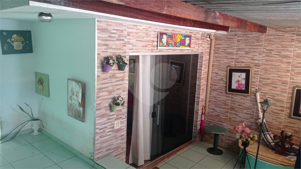 Casa à venda com 3 quartos em Vila Deyse, Itapetininga, SP
