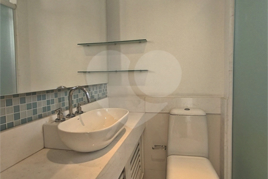 Apartamento à venda com 4 quartos, sendo 3 suítes, em Santana, São Paulo, SP