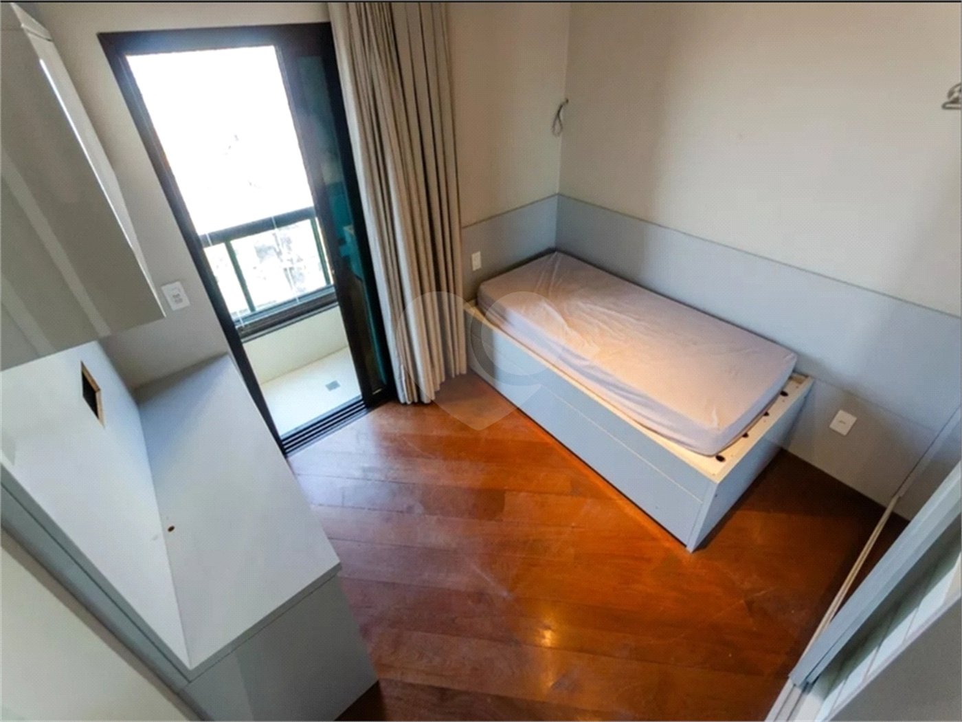 Duplex para alugar com 4 quartos, sendo 2 suítes, em Tremembé, São Paulo, SP
