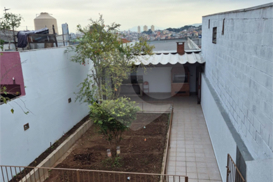 Sobrado à venda com 3 quartos, sendo 1 suíte, em Limão, São Paulo, SP