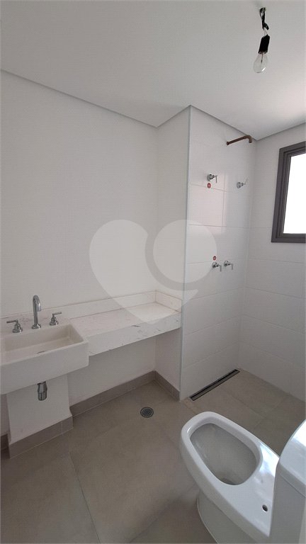 Apartamento à venda com 3 suítes em Vila Romana, São Paulo, SP
