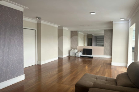 Apartamento à venda com 3 suítes em Vila Andrade, São Paulo, SP