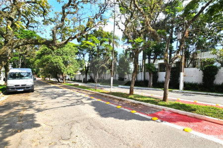 Casa à venda com 4 suítes no condomínio Garda, São Paulo - SP