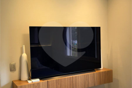 Apartamento à venda com 3 quartos, sendo 1 suíte,  em Jardim Paulista, São Paulo, SP