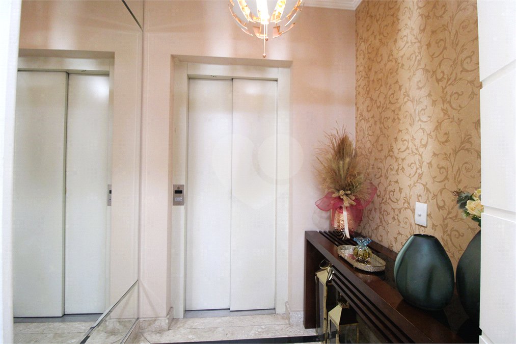 Apartamento à venda com 3 suítes em Santo Amaro, São Paulo, SP