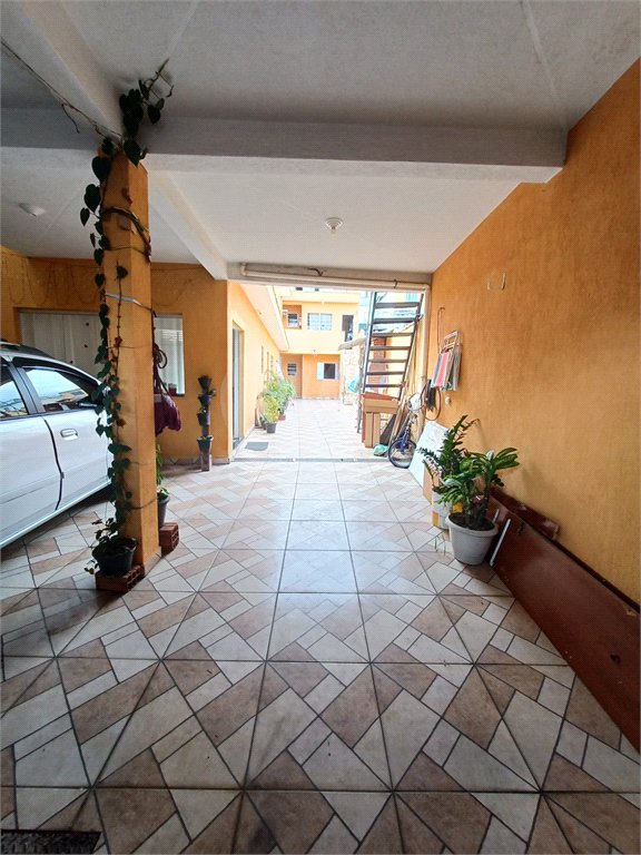 Casa à venda com 3 quartos, sendo 1 suíte,  em Jardim Santa Mônica, São Paulo, SP