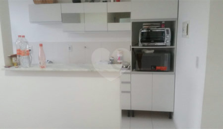 Apartamento para alugar com 2 quartos, sendo 1 suíte,  em Santo Amaro, São Paulo, SP