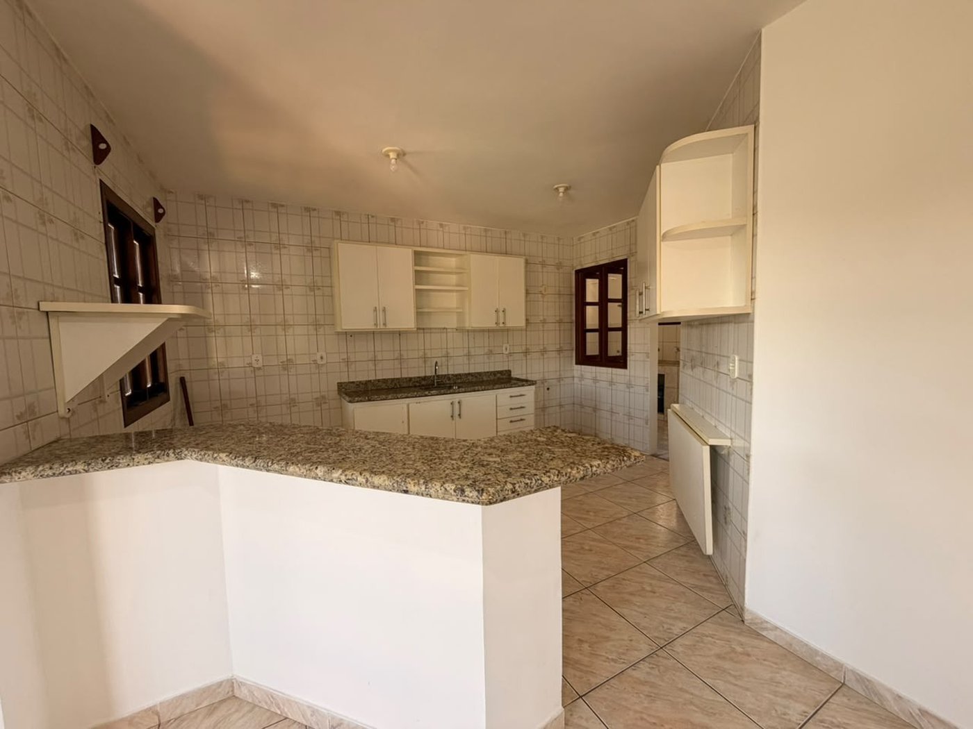 Apartamento com 3 quartos, sendo 1 suíte, Paraíso dos Pataxós, Porto Seguro - BA