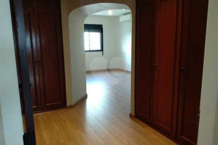 Apartamento para alugar com 4 suítes em Alto da Boa Vista, São Paulo, SP