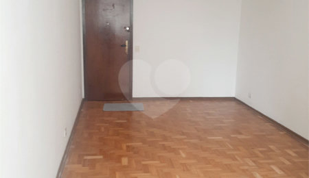 Apartamento à venda com 2 quartos, sendo 1 suíte,  em Liberdade, São Paulo, SP