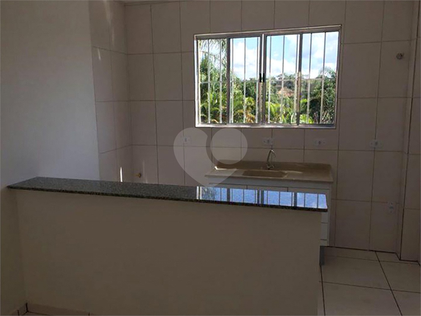 Apartamento a venda em Atibaia com 2 dormitórios.