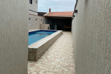 ✨ Sobrado em Condomínio com Piscina – Jardim Real | Praia Grande ✨
