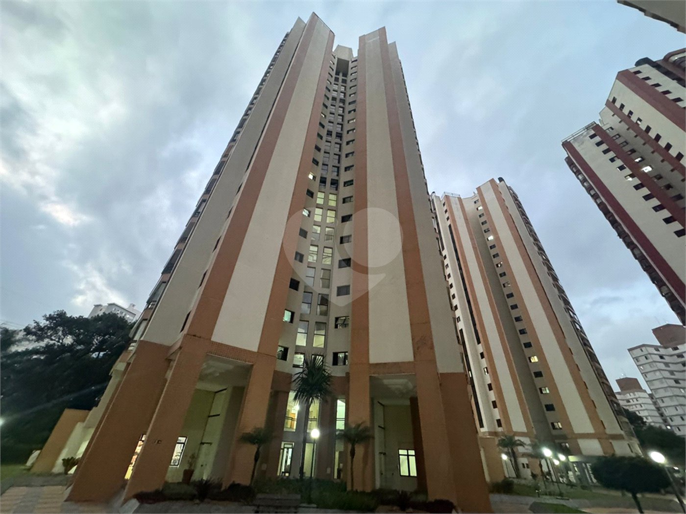 Apartamento para alugar com 2 quartos, sendo 1 suíte, em Jardim Íris, São Paulo, SP