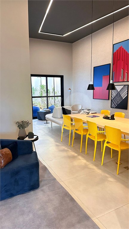 Apartamento à venda na Bela Vista de 24m2 com 1 dormitórios e sem vagas.Estuda Permuta.