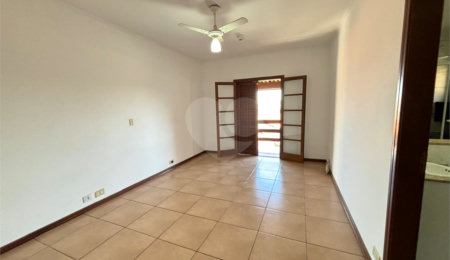 Casa à venda com 3 quartos, sendo 1 suíte,  em Capela, Vinhedo, SP