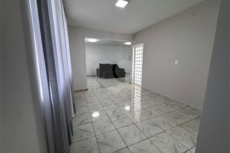 Apartamento à venda com 2 quartos, sendo 1 suíte, no Centro, Sorocaba, SP
