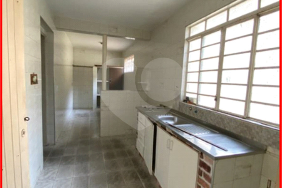 Sobrado à venda com 3 quartos em Tremembé, São Paulo, SP