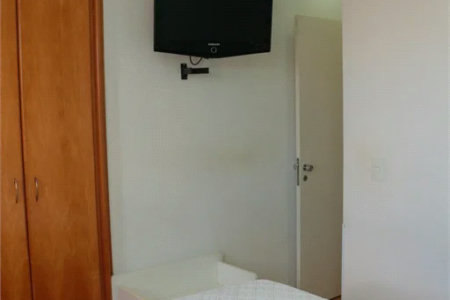 Apartamento à venda com 3 quartos, sendo 1 suíte,  em Vila Gomes, São Paulo, SP