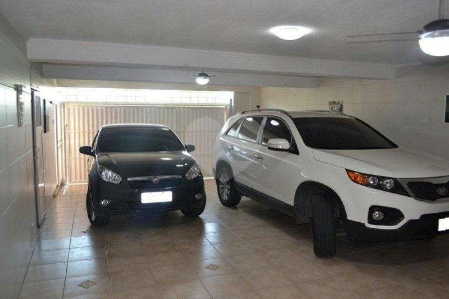 Sobrado à venda com 3 quartos, sendo 1 suíte, em Tremembé, São Paulo, SP