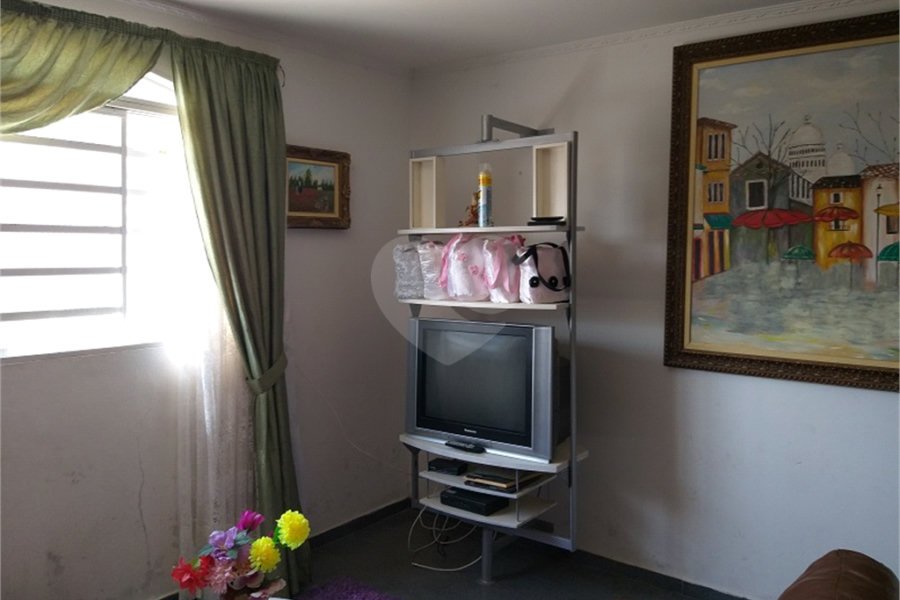 Casa Térrea à venda com 3 quartos, sendo 1 suíte,  no Centro, Serra Negra, SP