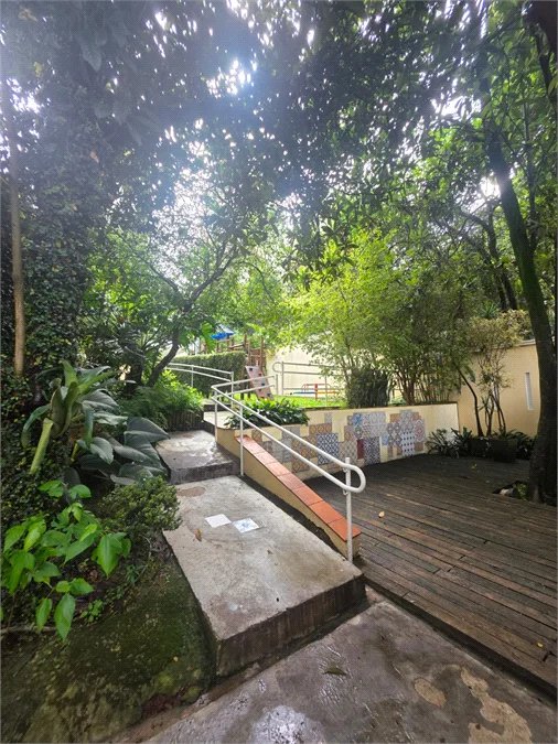 Casa à venda com 3 quartos, sendo 1 suíte, no condomínio Vilagio Viccino, São Paulo - SP