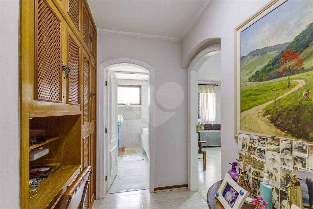 Apartamento à venda com 4 quartos, sendo 2 suítes, em Campo Belo, São Paulo, SP
