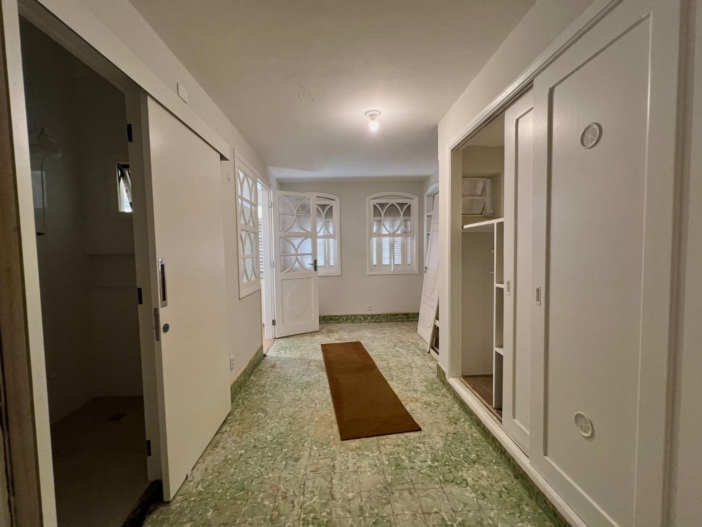 Casa com 3 dormitórios para alugar, 284 m² por R$ 21.162,89 - Gonzaga - Santos/SP