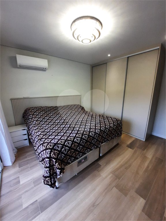 Casa à venda com 3 suítes no condomínio Ecovillagio, São Roque - SP