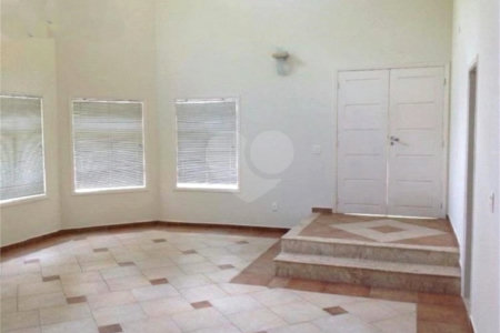 Casa à venda com 4 quartos, sendo 2 suítes, no condomínio Bosque de Grevilea, Vinhedo - SP