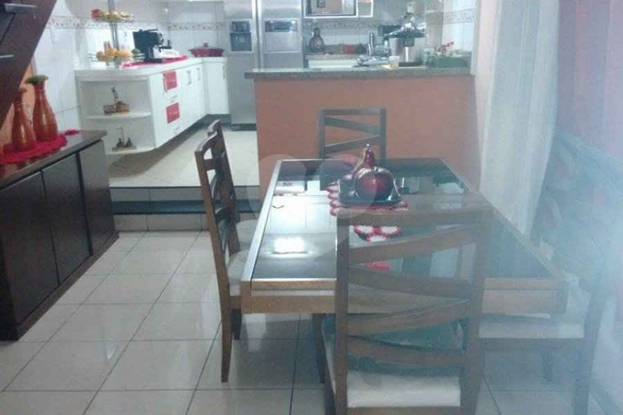 Sobrado à venda com 3 quartos, sendo 1 suíte, em Freguesia do Ó, São Paulo, SP