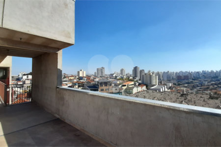 Casa à venda com 2 quartos no condomínio Residencial Luta, São Paulo - SP