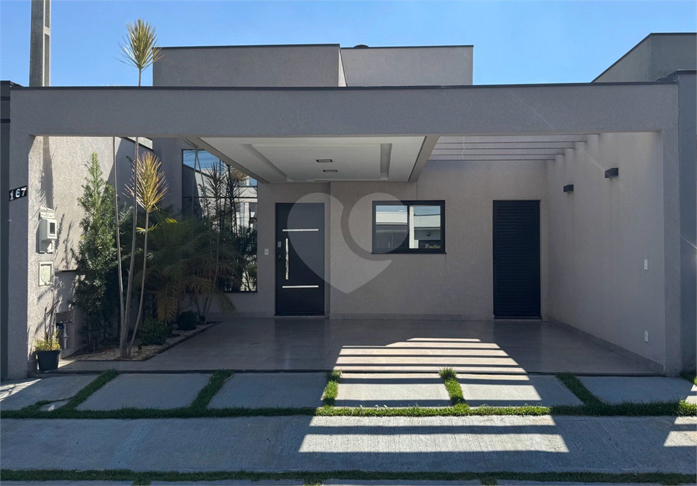 Casa à venda com 3 quartos, sendo 1 suíte, no condomínio Vila Ytu, Indaiatuba - SP