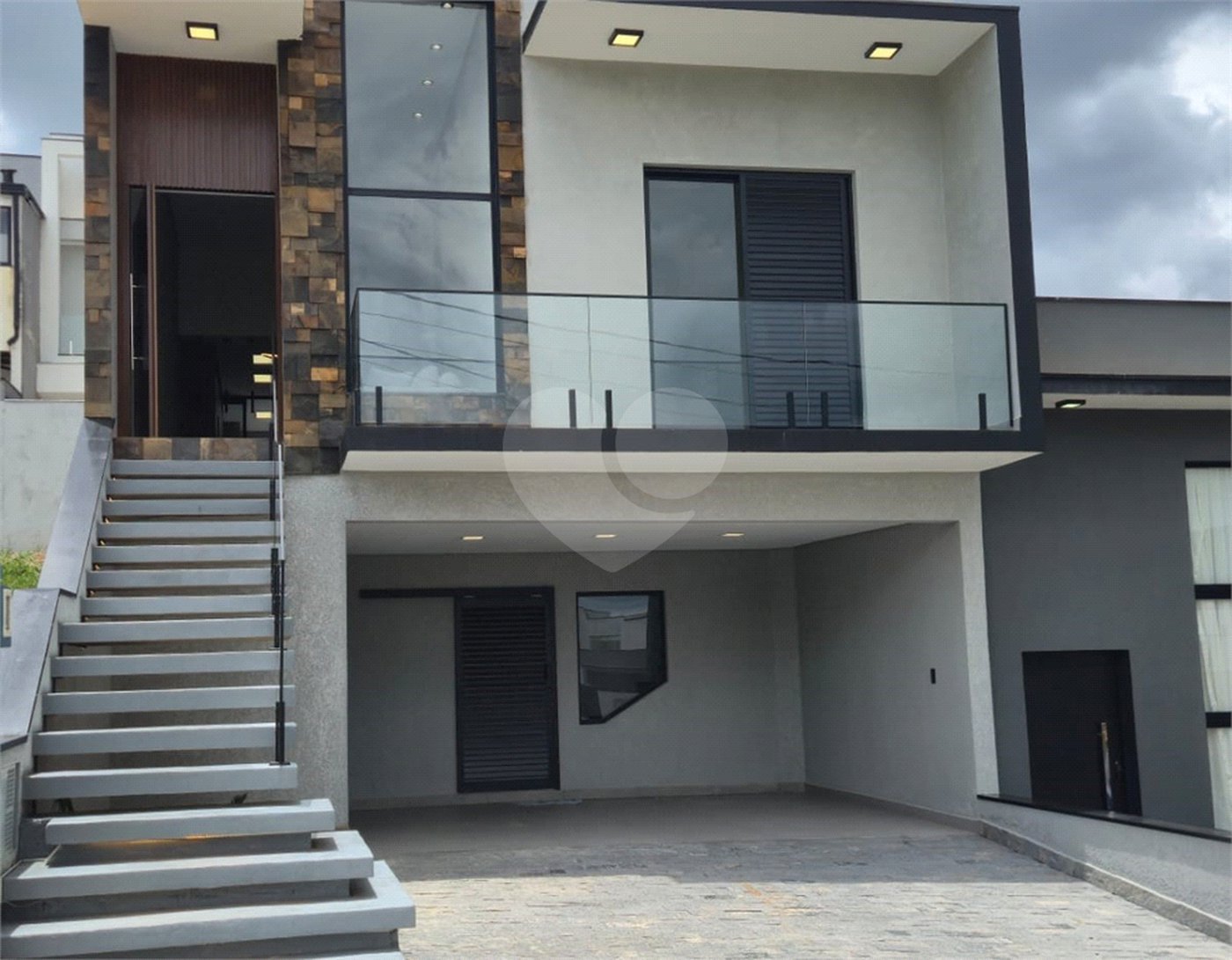 Casa à venda com 3 quartos, sendo 1 suíte, no condomínio Horto Florestal Villagio, Sorocaba - SP