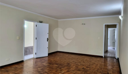 Sobrado à venda com 3 quartos, sendo 1 suíte, em Chácara Santo Antônio (zona Sul), São Paulo, SP